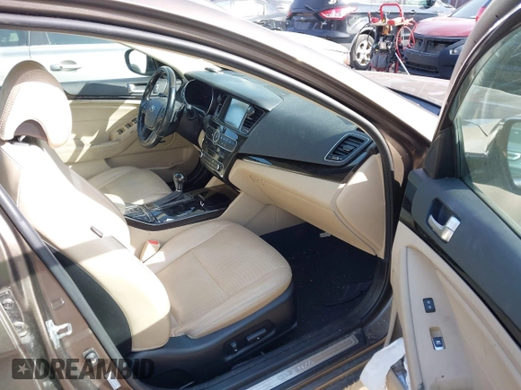 2014 Kia Cadenza Premium with VIN KNALN4D71E5139798, listed as a IAAI auction lot 41761521 with 170,055 mi miles. Bid and sale history available at carsss.com. Image 5.