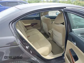 2011 Honda Accord EX с VIN 1HGCP2F72BA037123, выставлен на аукционе IAAI как лот 42438929 с пробегом 104 232 миль миль и . История ставок и продаж доступна на DreamBid. Изображение 8.