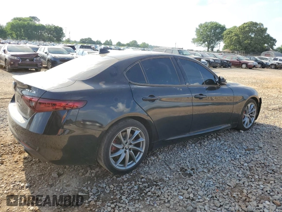 2022 Alfa Romeo Giulia with VIN ZARFAMAN2N7660313, listed as a Copart auction lot 54412005 with 31,238 mi miles and Salvage title. Bid and sale history available at DreamBid. Image 3.