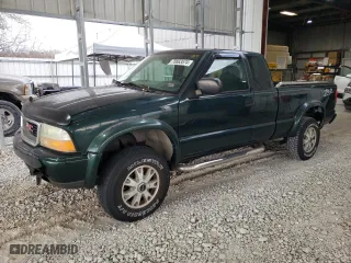 2003 GMC Sonoma SLS with VIN 1GTCT19X738286364, listed as a Copart auction lot 78663574 with 146,158 mi miles and Salvage Title. Bid and sale history available at carsss.com. Image 1.