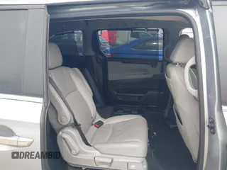 2021 Honda Odyssey Touring with VIN 5FNRL6H8XMB034837, listed as a IAAI auction lot 41856444 with 84,950 mi miles. Bid and sale history available at carsss.com. Image 8.