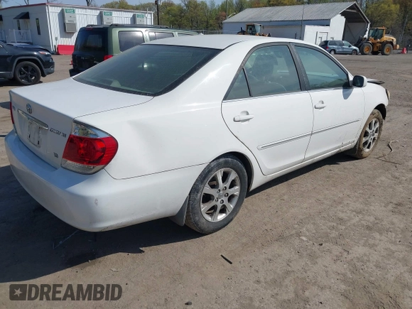 2005 Toyota Camry LE with VIN JTDBF30K650165746, listed as a IAAI auction lot 42066944 with 205,829 mi miles and . Bid and sale history available at DreamBid. Image 4.