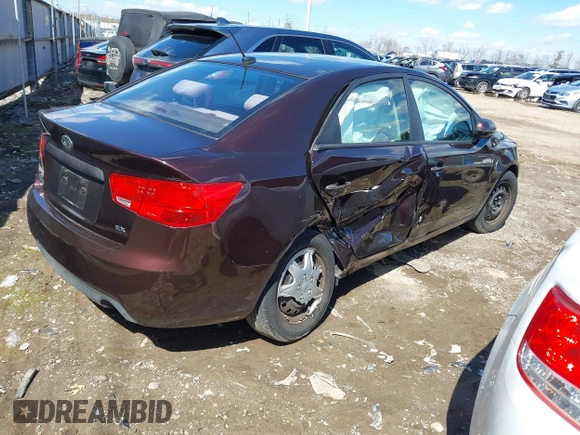 2011 Kia Forte EX with VIN KNAFU4A25B5330290, listed as a IAAI auction lot 41840190 with 111,569 mi miles. Bid and sale history available at carsss.com. Image 4.