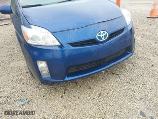 2010 Toyota Prius II with VIN JTDKN3DU6A0010154, listed as a IAAI auction lot 41936635 with 331,830 mi miles. Bid and sale history available at carsss.com. Image 12.