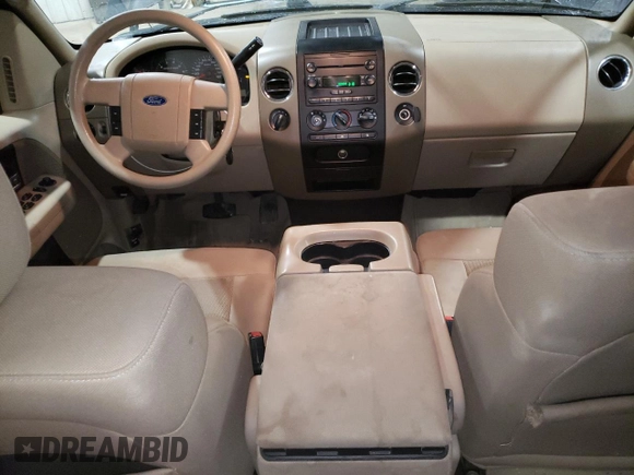 2004 Ford F-150 XLT with VIN 1FTRW14W84KB98511, listed as a Copart auction lot 42092095 with 200,618 mi miles and Salvage Title. Bid and sale history available at carsss.com. Image 8.