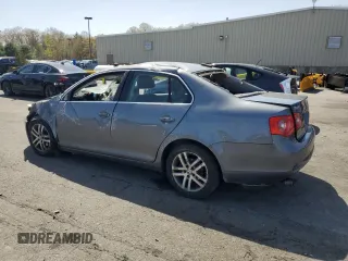 2005 Volkswagen Jetta 2.5L с VIN 3VWDF71K75M601030, выставлен на аукционе Copart как лот 55104325 с пробегом Не указан миль и Списание • Salvage title. История ставок и продаж доступна на DreamBid. Изображение 2.