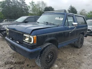1990 Ford Bronco XL with VIN 1FMEU15N4LLA03776, listed as a Copart auction lot 54120325 with 184,480 mi miles and Clean Title. Bid and sale history available at carsss.com. Image 1.