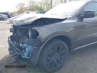 2019 Dodge Durango GT z VIN 1C4RDJDG5KC606601, wystawiony jako IAAI lot #42133390 z przebiegiem 85 698 mil mil oraz . Historia ofert i sprzedaży dostępna na DreamBid. Obrazek 18.