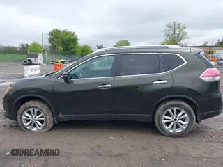 2015 Nissan Rogue SL with VIN 5N1AT2MV6FC879259, listed as a IAAI auction lot 42212957 with 182,212 mi miles and . Bid and sale history available at carsss.com. Image 14.