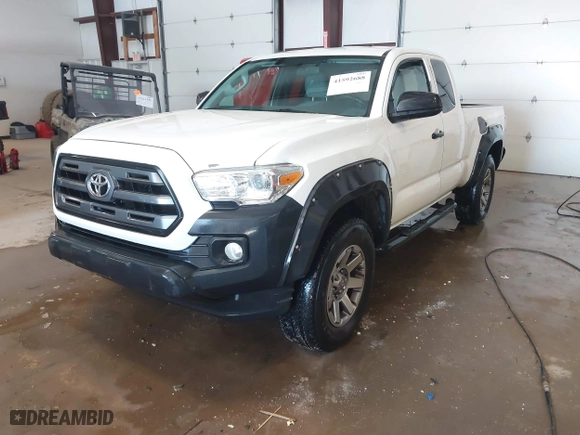 2016 Toyota Tacoma SR with VIN 5TFSX5ENXGX042148, listed as a IAAI auction lot 41592688 with 126,528 mi miles. Bid and sale history available at carsss.com. Image 17.