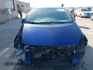 2011 Toyota Prius I z VIN JTDKN3DU5B1399476, wystawiony jako IAAI lot #41928170 z przebiegiem 200 420 mil mil oraz . Historia ofert i sprzedaży dostępna na DreamBid. Obrazek 13.