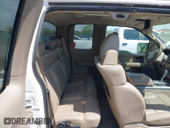 2007 Ford F-150 XL с VIN 1FTPX12V87KC18744, выставлен на аукционе IAAI как лот 42045966 с пробегом 311 282 миль миль и . История ставок и продаж доступна на DreamBid. Изображение 8.