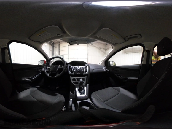 2012 Ford Focus SE z VIN 1FAHP3F21CL114445, wystawiony jako IAAI lot #42277986 z przebiegiem 89 317 mil mil oraz . Historia ofert i sprzedaży dostępna na DreamBid. Obrazek 19.