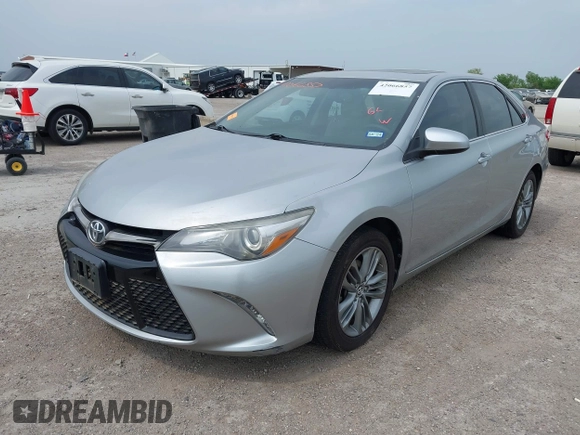 2015 Toyota Camry XLE with VIN 4T1BF1FK1FU036198, listed as a IAAI auction lot 42066857 with 84,619 mi miles. Bid and sale history available at carsss.com. Image 17.