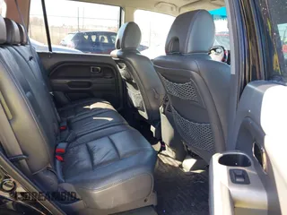 2008 Honda Pilot EX-L with VIN 5FNYF18518B042861, listed as a IAAI auction lot 41733408 with 169,349 mi miles. Bid and sale history available at carsss.com. Image 8.