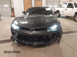 2018 Chevrolet Camaro 2SS with VIN 1G1FH1R76J0190616, listed as a IAAI auction lot 41595815 with 33,084 mi miles and . Bid and sale history available at DreamBid. Image 12.