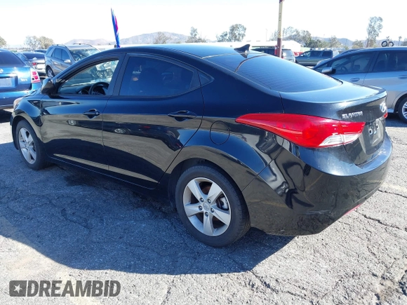 2011 Hyundai Elantra Limited с VIN 5NPDH4AE7BH053067, выставлен на аукционе IAAI как лот 41679315 с пробегом 148 961 миль миль и . История ставок и продаж доступна на DreamBid. Изображение 3.