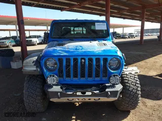 2021 Jeep Gladiator Rubicon with VIN 1C6JJTBGXML516164, listed as a IAAI auction lot 41837544 with 48,197 mi miles. Bid and sale history available at carsss.com. Image 11.
