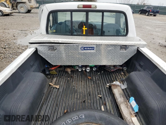 1997 Ford Ranger XLT z VIN 1FTCR10A3VUC22520, wystawiony jako Copart lot #81177974 z przebiegiem 393 990 mil mil oraz Szkoda całkowita • Salvage title. Historia ofert i sprzedaży dostępna na DreamBid. Obrazek 10.