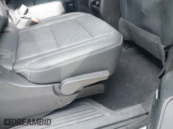 2024 Chevrolet Traverse FWD LT с VIN 1GNERGKS8RJ235117, выставлен на аукционе IAAI как лот 41635193 с пробегом 5 112 миль миль и . История ставок и продаж доступна на DreamBid. Изображение 8.