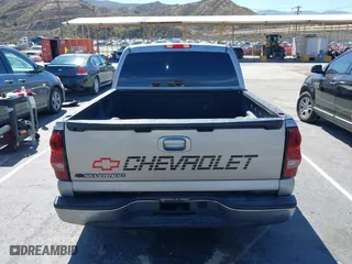 2006 Chevrolet Silverado 1500 LT2 with VIN 2GCEC13Z261315456, listed as a IAAI auction lot 41719055 with 137,075 mi miles. Bid and sale history available at carsss.com. Image 16.