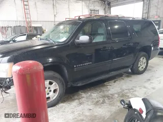 2007 Chevrolet Suburban LT with VIN 3GNFC16067G318779, listed as a IAAI auction lot 41560427 with 209,104 mi miles. Bid and sale history available at carsss.com. Image 18.