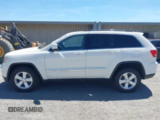 2012 Jeep Grand Cherokee Laredo with VIN 1C4RJEAG0CC210274, listed as a IAAI auction lot 42099944 with 177,527 mi miles. Bid and sale history available at carsss.com. Image 14.