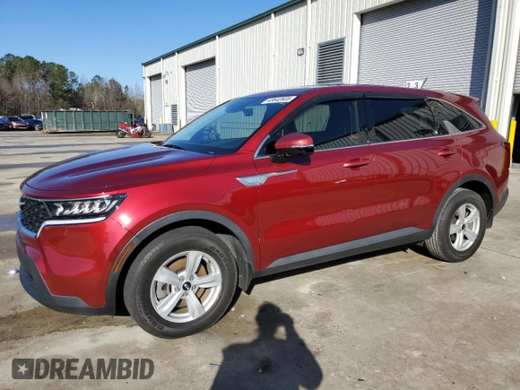 2021 Kia Sorento LX with VIN 5XYRG4LC0MG062403, listed as a Copart auction lot 43642605 with 56,298 mi miles and Salvage Title. Bid and sale history available at carsss.com. Image 1.