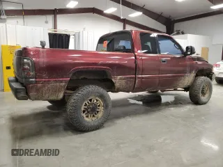2002 Dodge 2500 z VIN 3B7KF236X2M260764, wystawiony jako Copart lot #50685265 z przebiegiem Nie podano mil oraz Szkody całkowita. Historia ofert i sprzedaży dostępna na DreamBid. Obrazek 3.