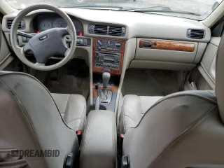 1998 Volvo V70 XC Cross Country z VIN YV1LZ5647W2430321, wystawiony jako Copart lot #85701174 z przebiegiem 205 873 mil mil oraz Szkoda całkowita • Salvage title. Historia ofert i sprzedaży dostępna na DreamBid. Obrazek 8.