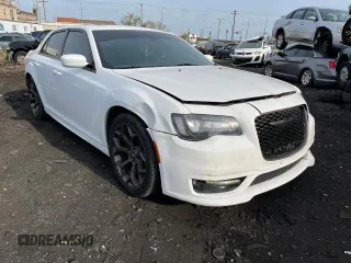 2017 Chrysler 300 S with VIN 2C3CCABG5HH669008, listed as a Copart auction lot 79385184 with 90,558 mi miles and Clean Title. Bid and sale history available at DreamBid. Image 1.