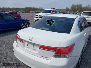 2012 Honda Accord Sdn SE with VIN 1HGCP2F65CA087796, listed as a IAAI auction lot 42021553 with 252,639 mi miles. Bid and sale history available at carsss.com. Image 6.