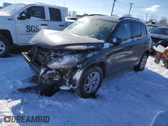 2017 Volkswagen Tiguan S with VIN WVGBV7AX2HW511907, listed as a Copart auction lot 50252355 with 207,662 mi miles and Clean Title. Bid and sale history available at DreamBid. Image 1.
