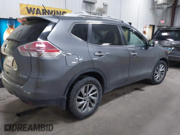 2015 Nissan Rogue SV with VIN 5N1AT2MV8FC846568, listed as a IAAI auction lot 41665072 with 105,841 mi miles. Bid and sale history available at carsss.com. Image 4.