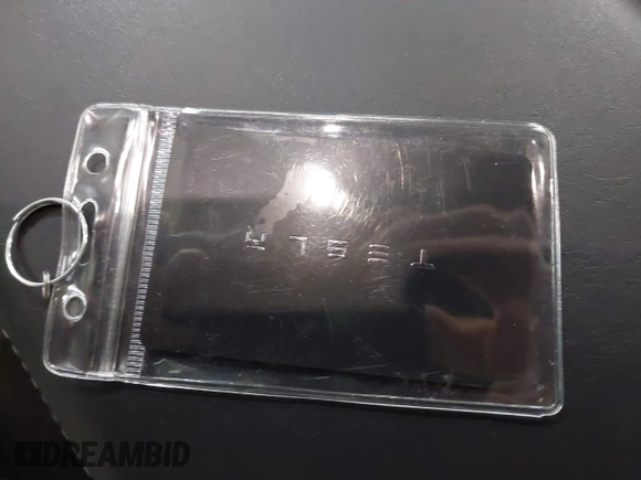 2020 Tesla Model 3 Long Range z VIN 5YJ3E1EB0LF800804, wystawiony jako IAAI lot #42137223 z przebiegiem 52 482 mil mil oraz . Historia ofert i sprzedaży dostępna na DreamBid. Obrazek 11.