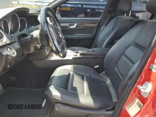 2013 Mercedes-Benz C 250 Sport с VIN WDDGF4HB1DR289701, выставлен на аукционе Copart как лот 64583045 с пробегом 134 153 миль миль и Чистый • Clean title. История ставок и продаж доступна на DreamBid. Изображение 7.