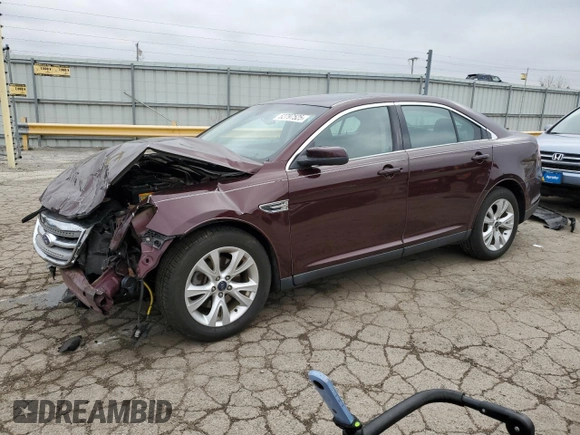 2011 Ford Taurus SEL z VIN 1FAHP2EW4BG167369, wystawiony jako Copart lot #52797525 z przebiegiem 98 696 mil mil oraz Czysty tytuł • Clean title. Historia ofert i sprzedaży dostępna na DreamBid. Obrazek 1.