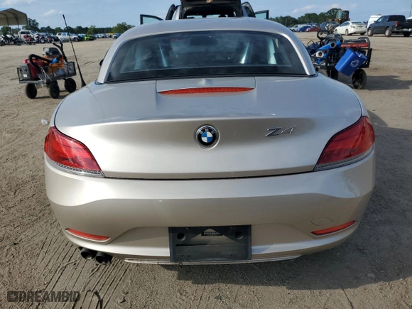 2014 BMW Z4 sDrive28i with VIN WBALL5C53EJ105042, listed as a Copart auction lot 71824564 with 0 mi miles and Salvage Title. Bid and sale history available at carsss.com. Image 6.