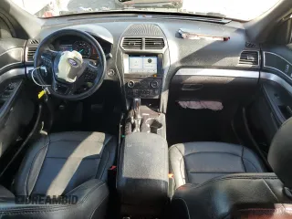 2017 Ford Explorer XLT z VIN 1FM5K8DH1HGD56468, wystawiony jako Copart lot #57130425 z przebiegiem 83 459 mil mil oraz Szkoda całkowita • Salvage title. Historia ofert i sprzedaży dostępna na DreamBid. Obrazek 8.