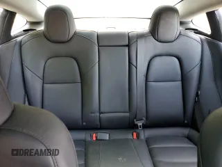 2023 Tesla Model 3 z VIN 5YJ3E1EA9PF656845, wystawiony jako Copart lot #53199405 z przebiegiem Nie podano mil oraz Szkoda całkowita • Salvage title. Historia ofert i sprzedaży dostępna na DreamBid. Obrazek 10.
