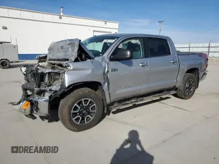2014 Toyota Tundra 4WD Truck SR5 with VIN 5TFDW5F11EX371938, listed as a Copart auction lot 50991145 with 110,630 mi miles and Salvage Title. Bid and sale history available at carsss.com. Image 1.