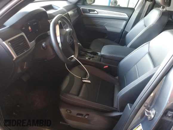 2022 Volkswagen Atlas SE with VIN 1V2HE2CA0NC228640, listed as a Copart auction lot 53285105 with 56,017 mi miles and Salvage title. Bid and sale history available at DreamBid. Image 7.