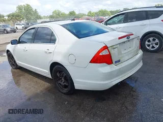 2011 Ford Fusion SE with VIN 3FAHP0HA0BR176938, listed as a IAAI auction lot 41888405 with 211,702 mi miles and . Bid and sale history available at DreamBid. Image 3.