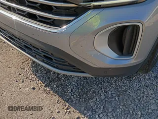 2024 Volkswagen Atlas SE with VIN 1V2HR2CAXRC558117, listed as a IAAI auction lot 42806737 with 23,571 mi miles and . Bid and sale history available at DreamBid. Image 32.