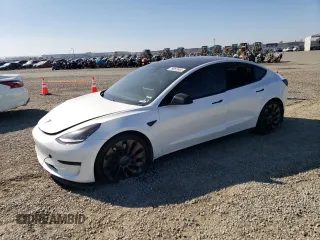 2021 Tesla Model 3 Performance z VIN 5YJ3E1EC6MF926286, wystawiony jako Copart lot #78952604 z przebiegiem 59 643 mil mil oraz Szkoda całkowita • Salvage title. Historia ofert i sprzedaży dostępna na DreamBid. Obrazek 1.