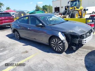 2024 Nissan Altima 2.5 SV with VIN 1N4BL4DVXRN320168, listed as a IAAI auction lot 42049986 with 41,155 mi miles. Bid and sale history available at carsss.com. Image 1.