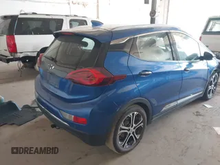 2018 Chevrolet Bolt EV Premier z VIN 1G1FX6S02J4130855, wystawiony jako IAAI lot #42249019 z przebiegiem 38 293 mil mil oraz . Historia ofert i sprzedaży dostępna na DreamBid. Obrazek 4.