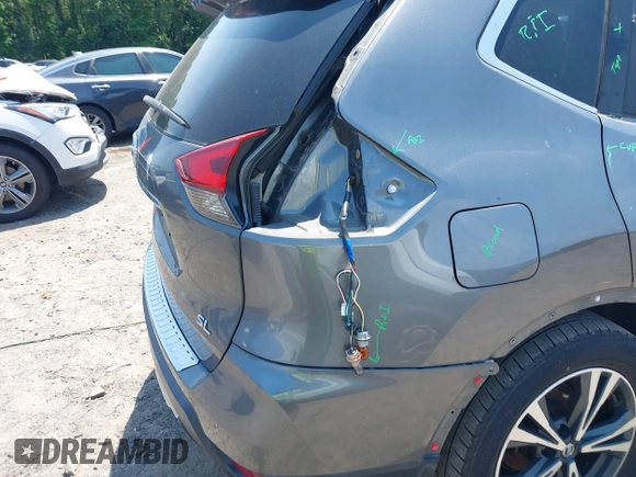 2017 Nissan Rogue SL с VIN 5N1AT2MT0HC748412, выставлен на аукционе IAAI как лот 42310325 с пробегом 94 514 миль миль и . История ставок и продаж доступна на DreamBid. Изображение 19.
