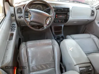 1997 Mercury Mountaineer z VIN 4M2DU55P6VUJ57499, wystawiony jako Copart lot #45705175 z przebiegiem 79 141 mil mil oraz Szkoda całkowita • Salvage title. Historia ofert i sprzedaży dostępna na DreamBid. Obrazek 8.