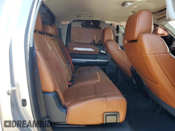 2015 Toyota Tundra Platinum z VIN 5TFAY5F16FX452447, wystawiony jako Copart lot #47127075 z przebiegiem 98 321 mil mil oraz Szkoda całkowita • Salvage title. Historia ofert i sprzedaży dostępna na DreamBid. Obrazek 10.